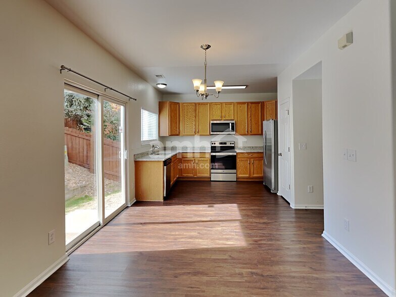 Building Photo - 19506 E Bellisario Creek Dr