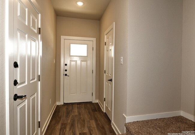 Building Photo - 11327 Clearmine St