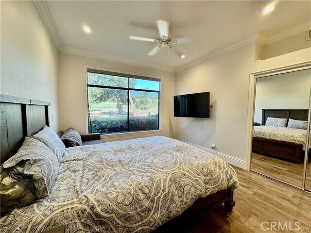 Building Photo - 33 Oak Knolls