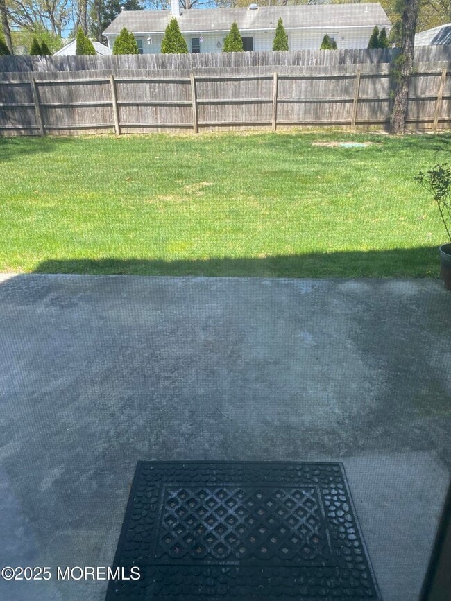 Building Photo - 49 White Swan Way