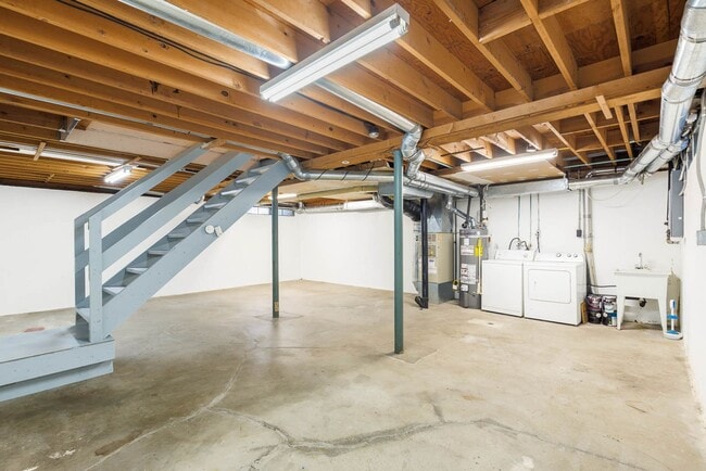 Building Photo - 12301 NE 149th St