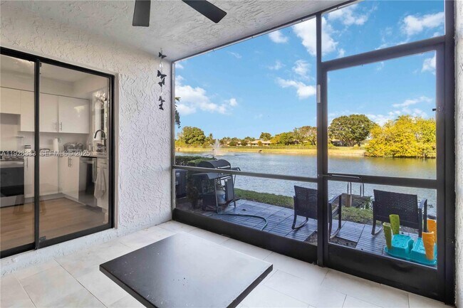 Building Photo - 3475 Emerald Oaks Dr