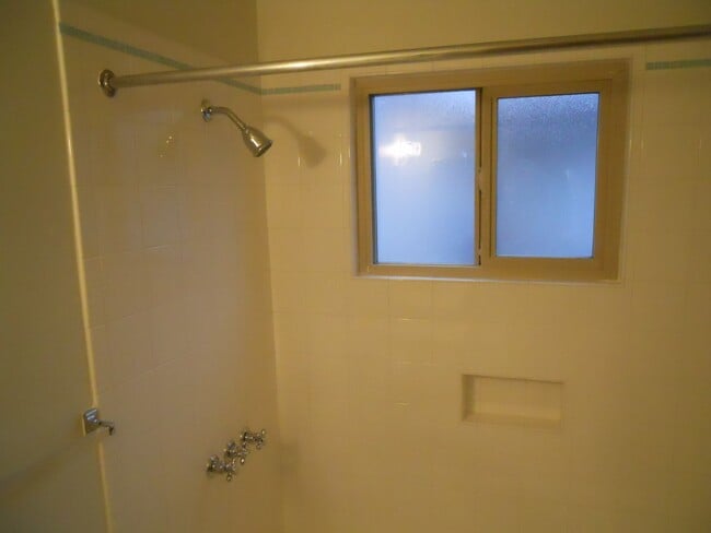 Interior Photo - Glen Ellyn