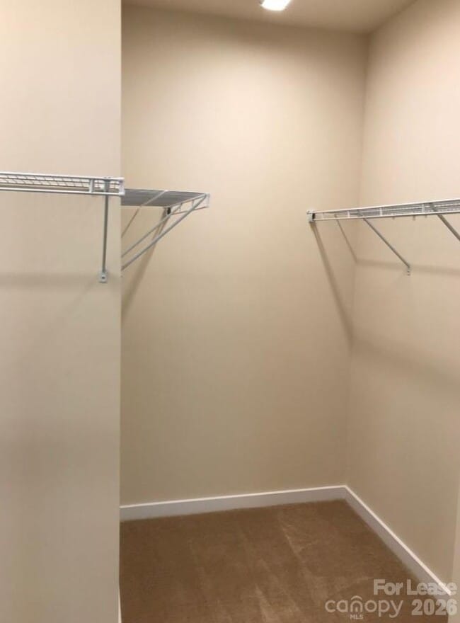 Building Photo - 1923 Winpole Ln