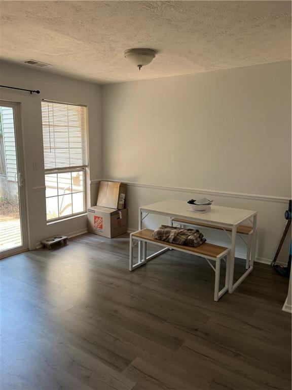 Building Photo - 3583 Kennesaw Station Dr