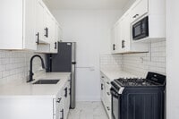 Building Photo - The Onyx on Carmen