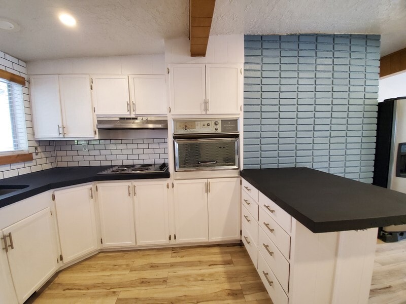 Building Photo - 165 S 600 W