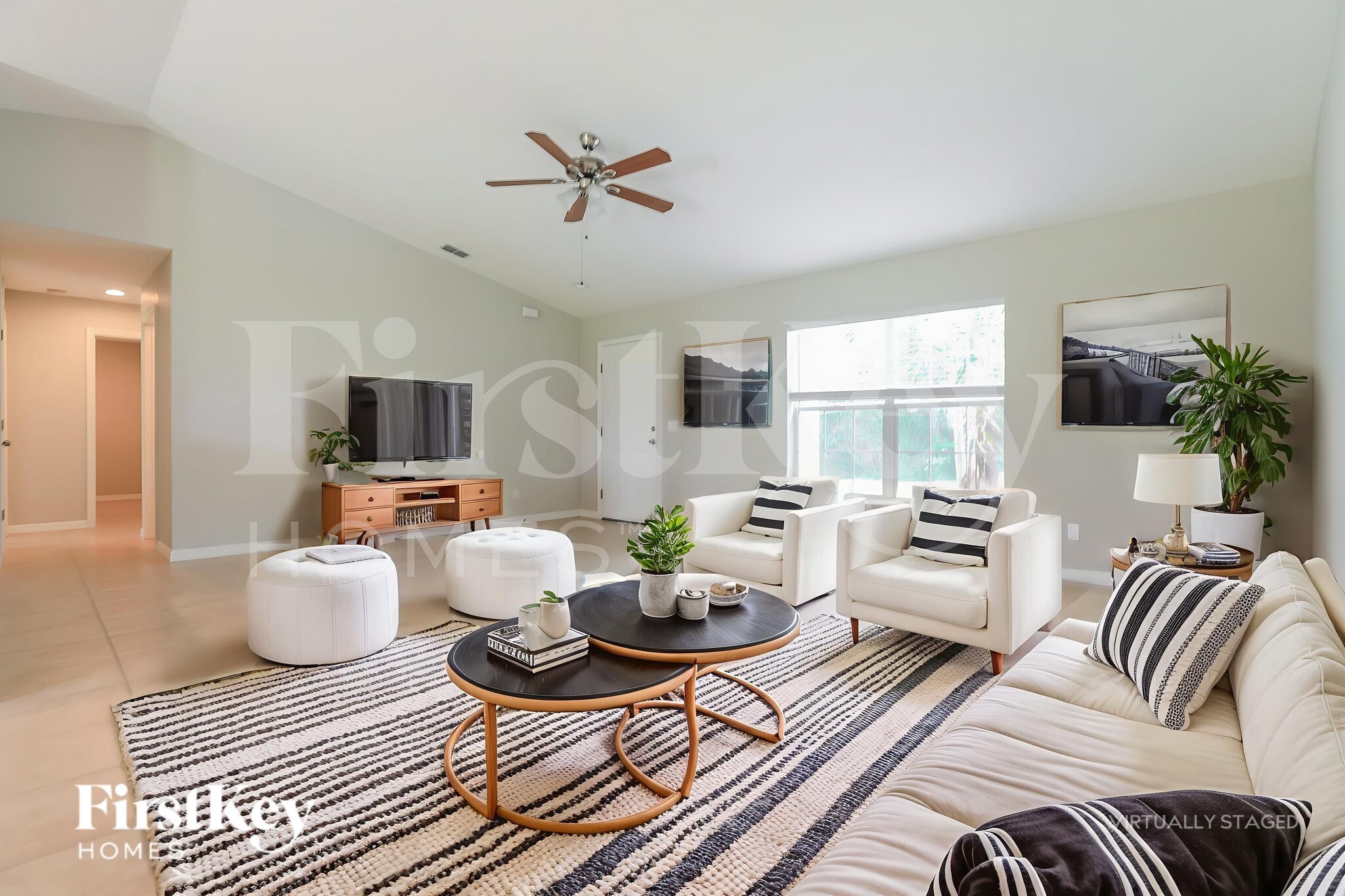 Building Photo - 11940 Helicon Ave