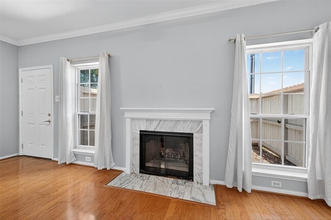 Building Photo - 3102 Holly Hall St