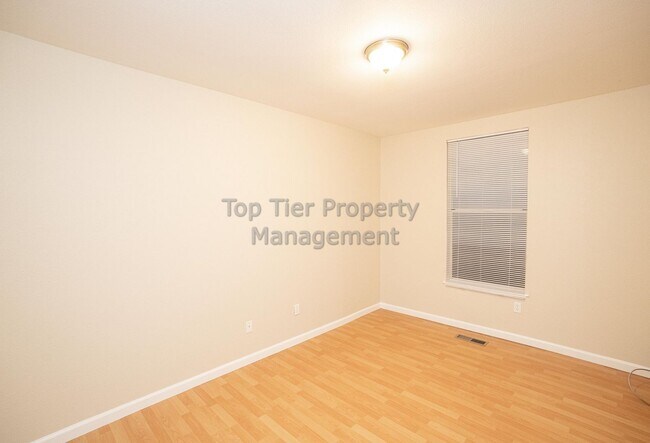 Building Photo - 1884 N 5th St