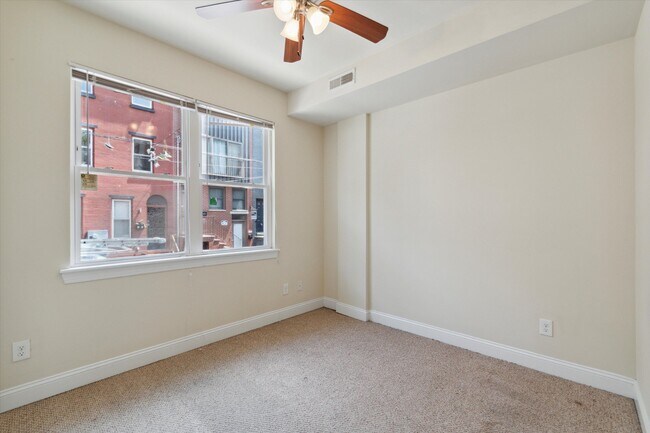 Building Photo - 1728 N Gratz St