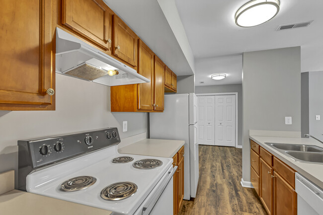 Building Photo - 301 Dorchester Ave