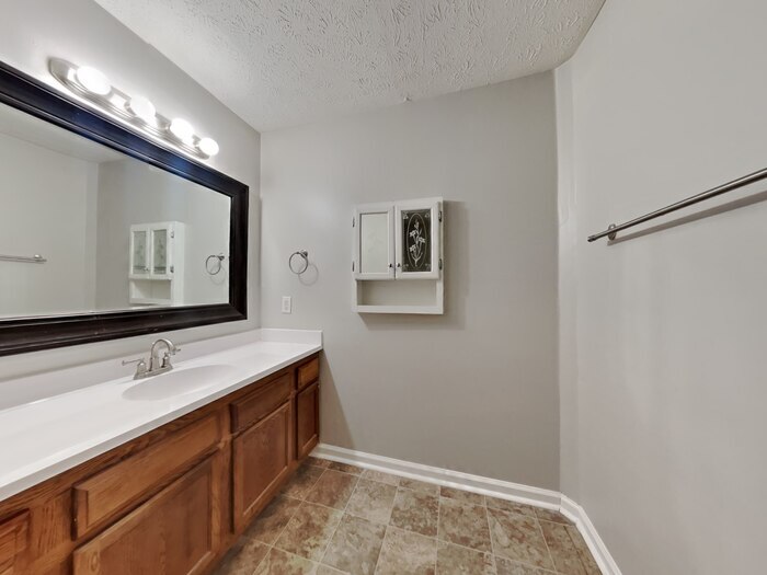 Building Photo - 2616 Calabash Dr