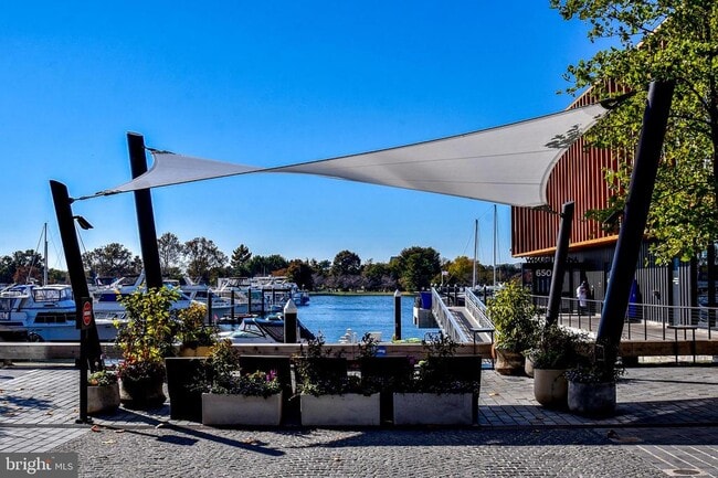 Building Photo - 73 G St SW