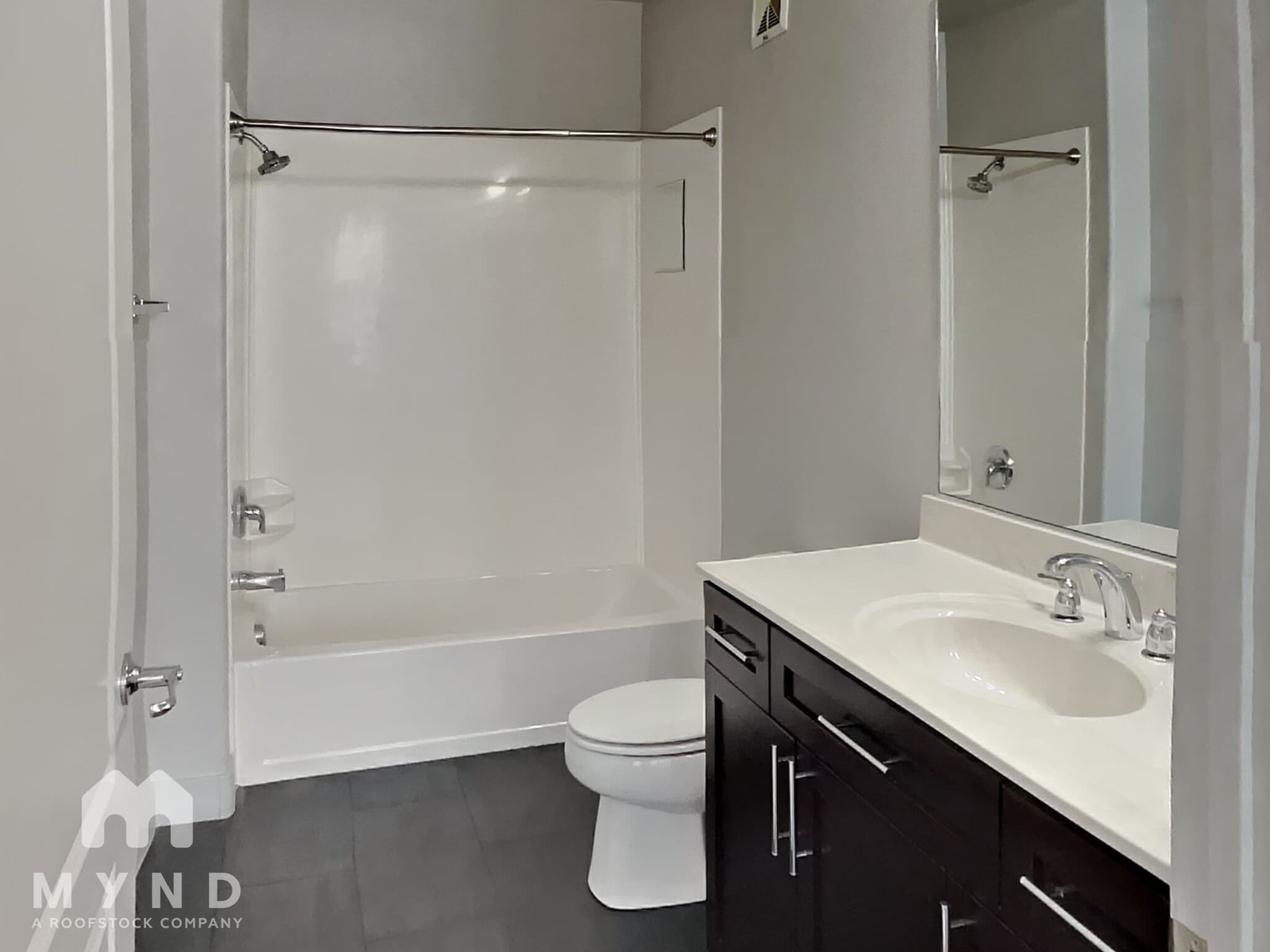 Building Photo - 68 E Serene Ave