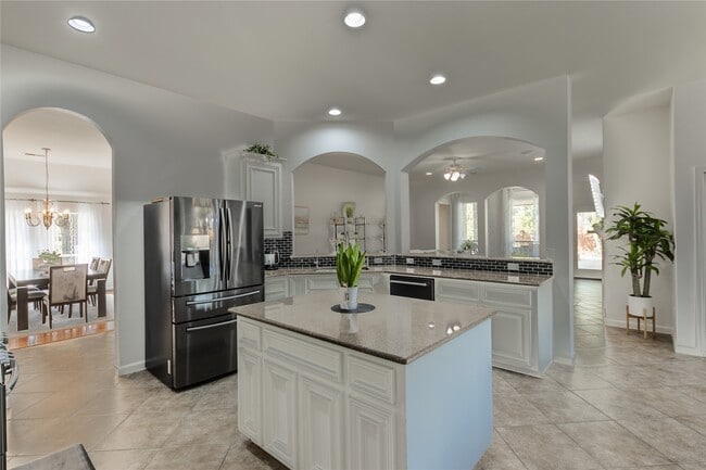 Building Photo - 25534 Overbrook Terrace Ln