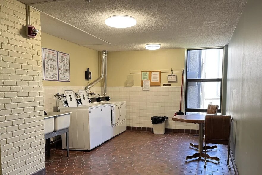 Laundry room on same floor - 4530 Park Commons Dr