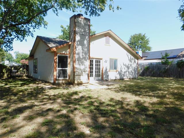 Building Photo - 404 Pace Dr
