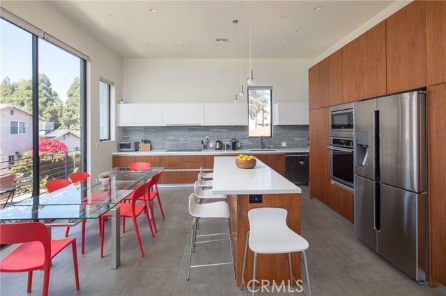 Building Photo - 1616 Amherst Ave