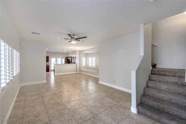 Building Photo - 9460 Glendora Valley St