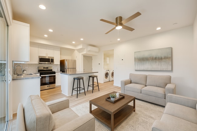 Building Photo - 4709 Soria Dr