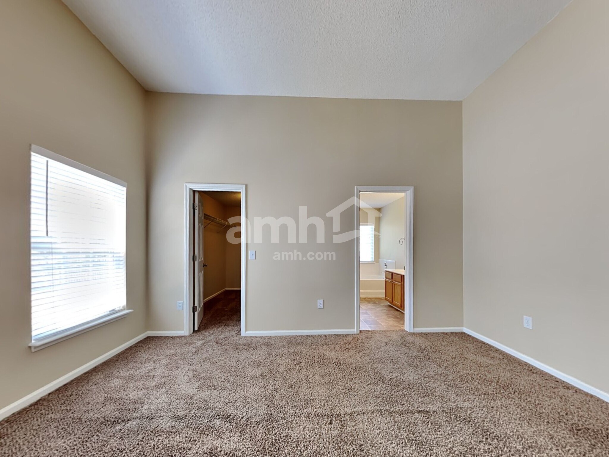 Building Photo - 5006 Athol St
