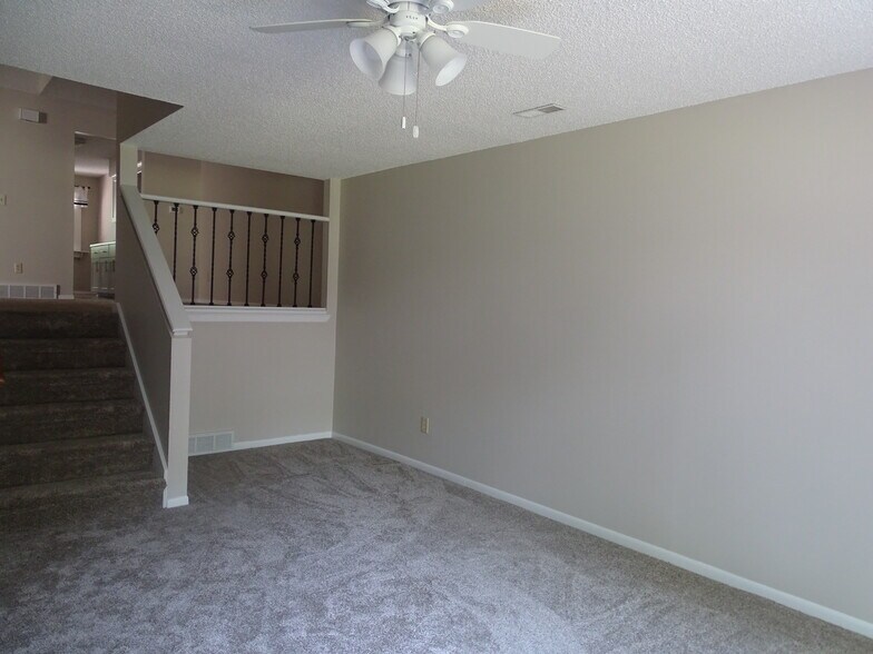 lower level family room - 4548 50th St