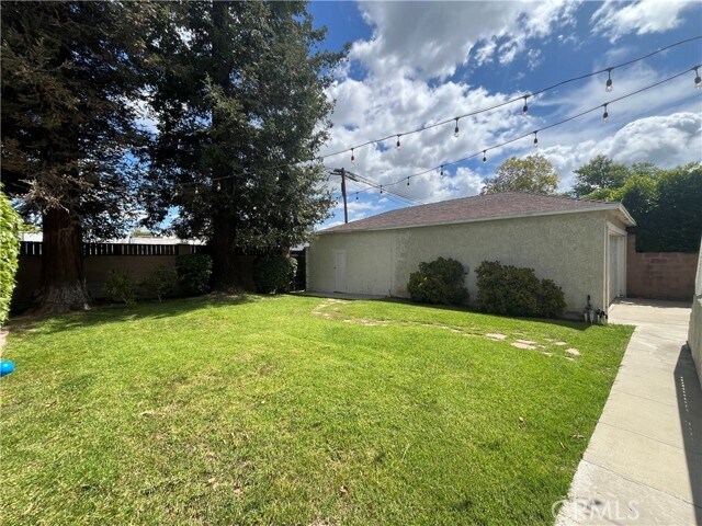 Building Photo - 18029 Santa Rita St