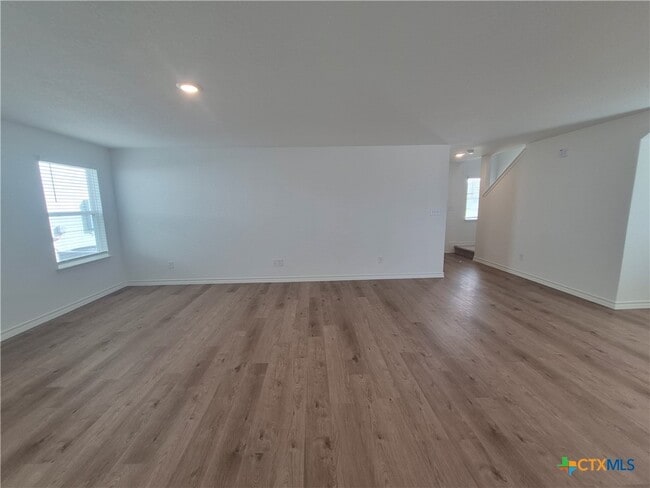 Building Photo - 942 Bluegrass Pt