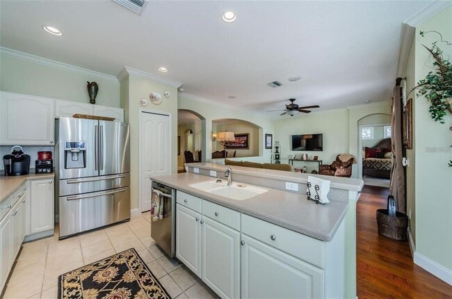 Building Photo - 18235 Fall Creek Dr