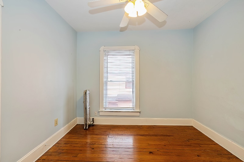 Building Photo - 977 Woodruff Pl E Dr