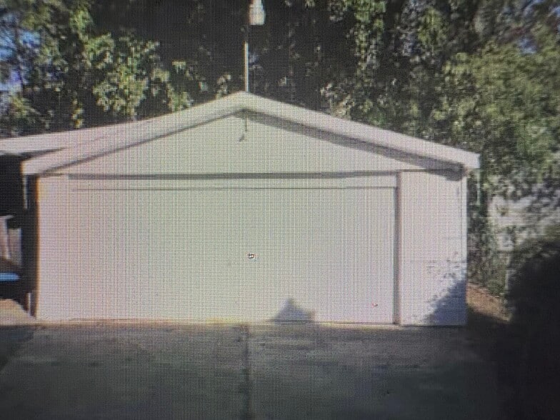 Building Photo - 68 N Edith St