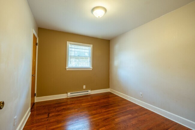 Building Photo - 3209 Pine Brook Ln