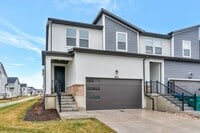Building Photo - 1613 N 3740 W