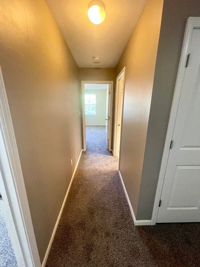 Building Photo - 208 Port Way