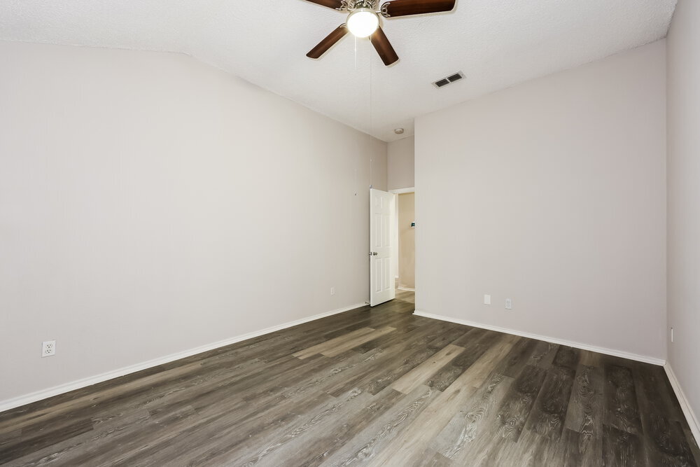 Building Photo - 6841 Prairie Hill Rd N