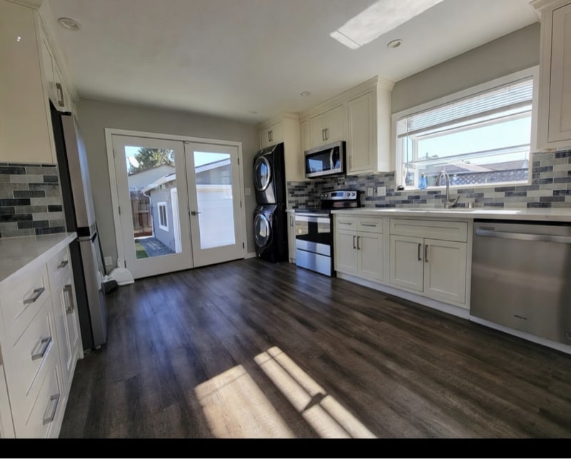 Building Photo - 170 S 30th St