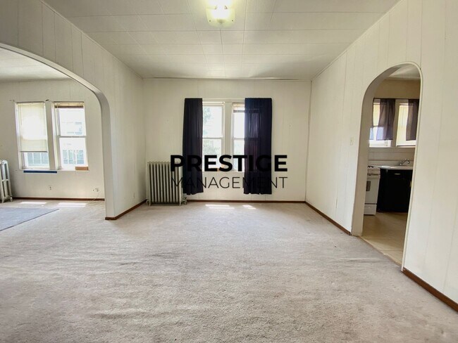 Building Photo - Spacious 2 Bedroom Apartment in Whiting