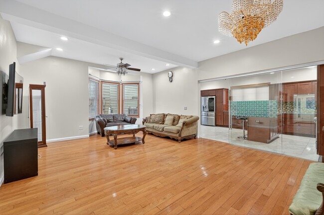 Building Photo - 561 AVENUE E