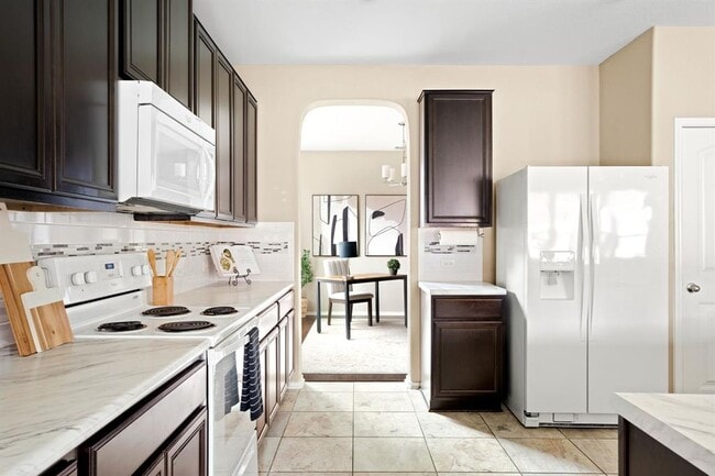 Building Photo - 7300 Ondantra Bnd