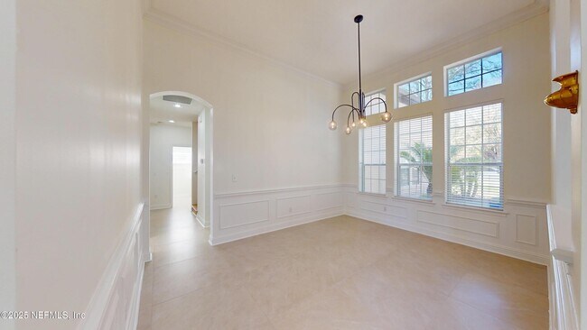 Building Photo - 10061 Vineyard Lake Rd E