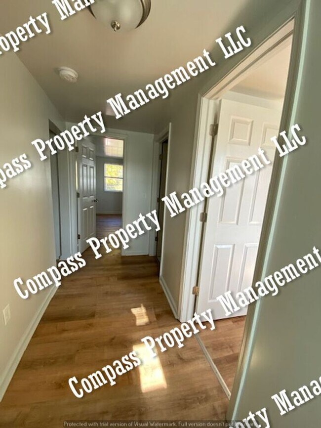 Building Photo - $1645 - 4 Bed, 2 Bath Home - Parkesburg