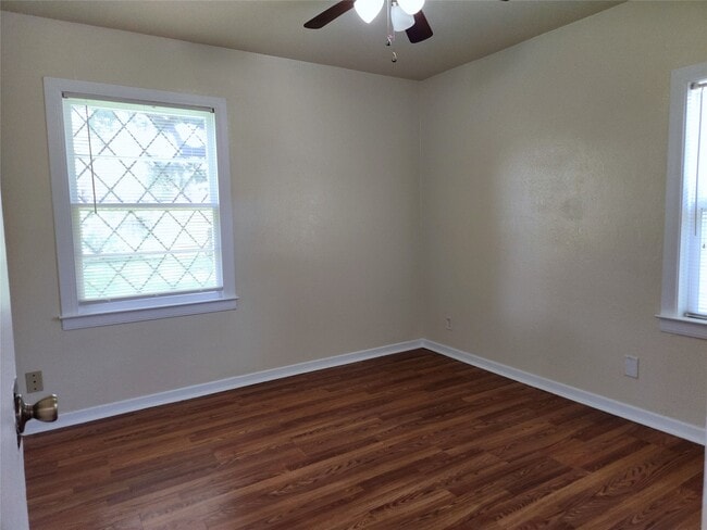 Building Photo - 2914 Vance