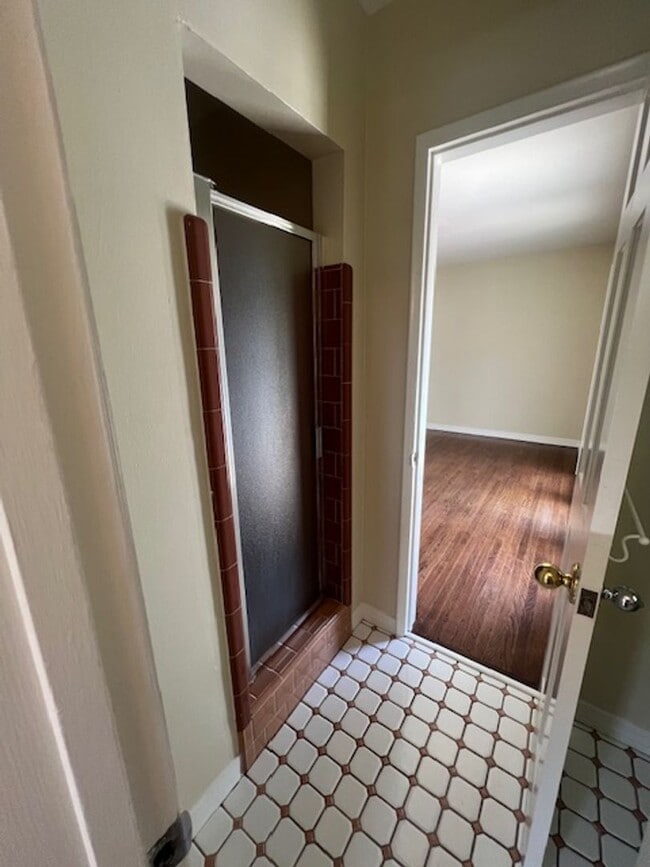 Building Photo - Charming 3 Bedroom 2 Bathroom Van Nuys Pool Home! Ready For Move-In!