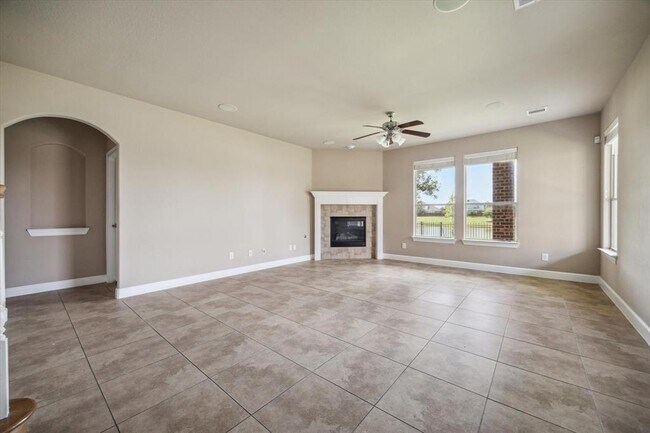 Building Photo - 25910 Celtic Terrace Dr
