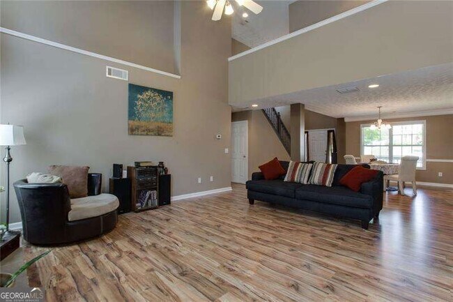 Building Photo - 636 Sleeping Meadow Ln