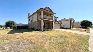 Building Photo - 511 Taurus Dr