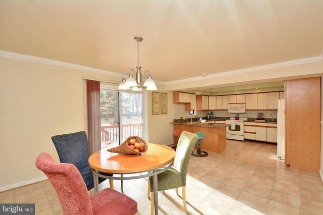 Building Photo - 8421 Alvin Rd