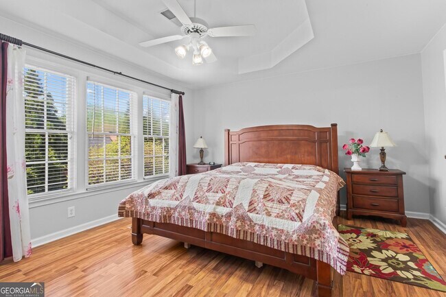 Building Photo - 304 Fairbrook Cir