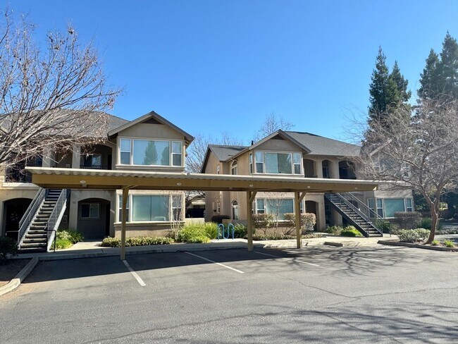 Interior Photo - Hartford Square Apartments